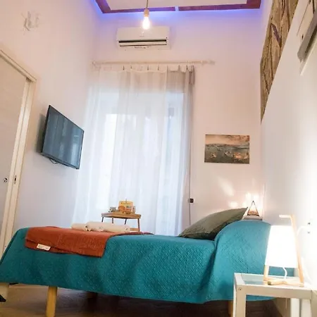 Bed & Breakfast Guest Art Napels