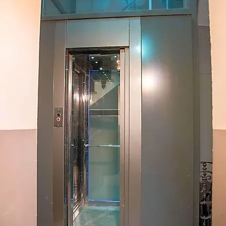 Guest Art فندق مبيت وإفطار 4*