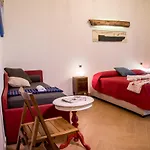 Guest Art 4* Neapel