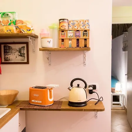 Guest Art Bed & Breakfast 4*