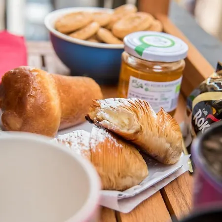 Guest Art 4* نابولي